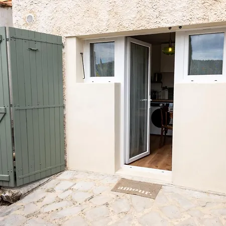 La Biggy - Sleep In La Ciotat